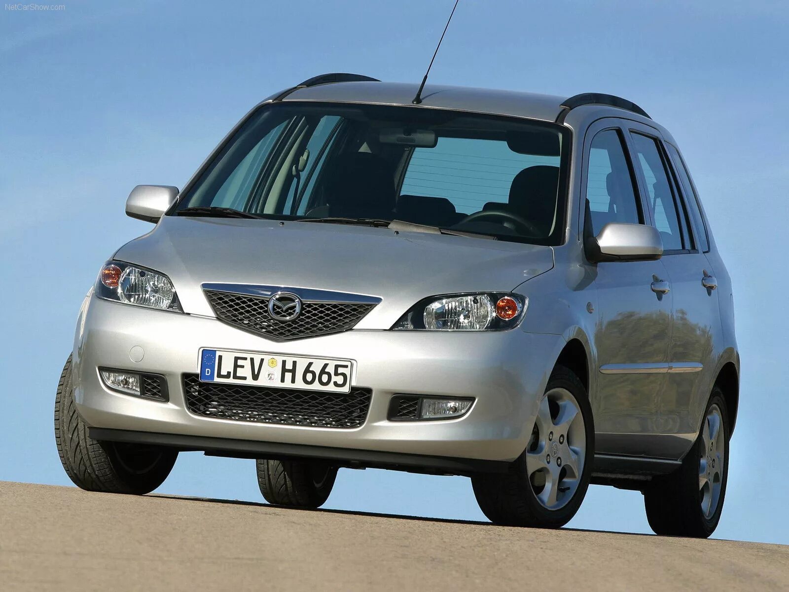 Mazda demio 2. Мазда Демио 2002-2007. Mazda 2 2002. Mazda Demio 2002.