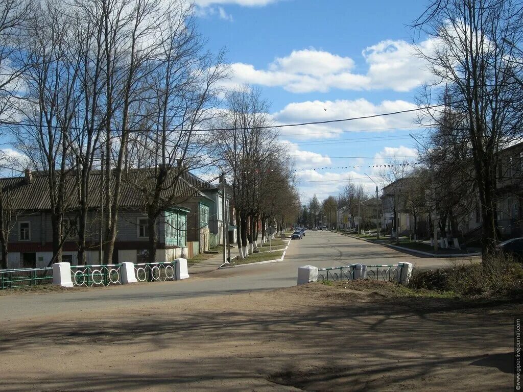 Музей пос крестцы новгородская. Крестецкий краеведческий музей. Крестцы достопримечательности. Крестцы москва. Поселок крестцы.