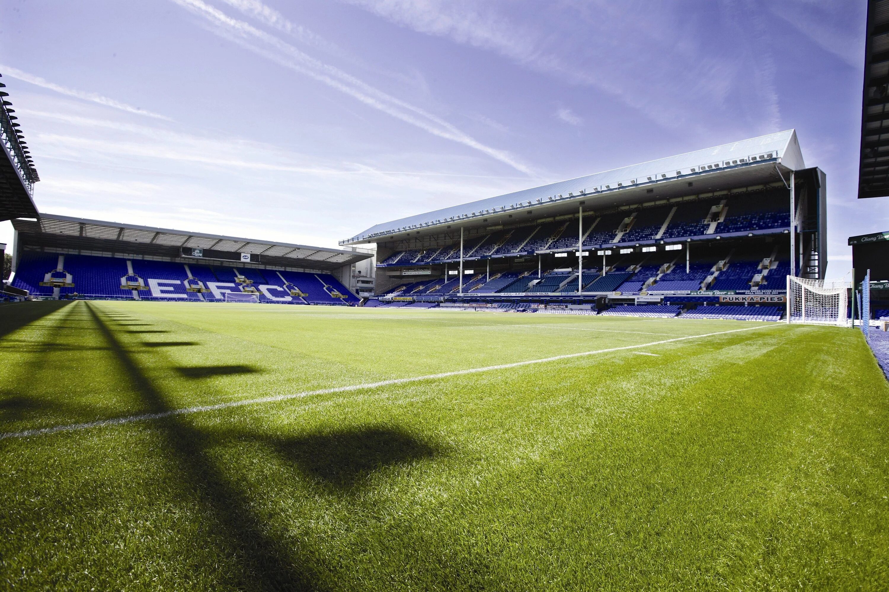 Stadium park. Гудисон парк стадион. Гудисон парк Ливерпуль. Стадион Эвертона. Гудисон-парк внутри.