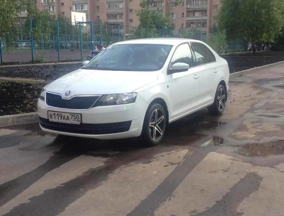 Skoda Rapid r18. Шкода Рапид r18. R16 Skoda Рапид. Skoda rapid r16