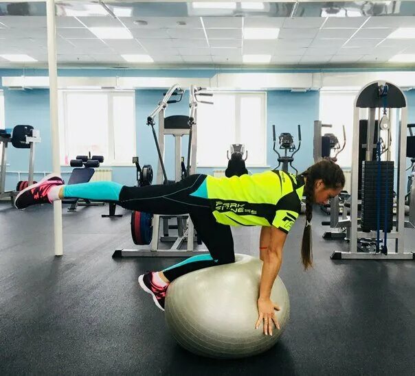 гринн спортзалы. парк фитнес омск. парк фитнес омск 22 апреля 38. парк фитнес омск 10 лет. парк фитнес омск 10 лет.