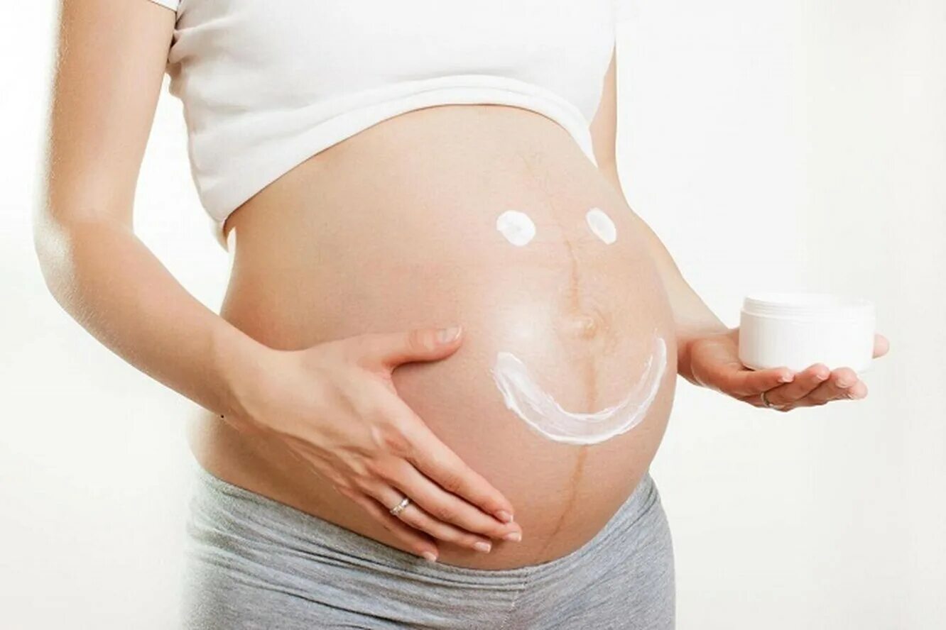 малыш в животике. беременный животик. малыш в животике. ребенок в животике у мамы. ребенок в животике у мамы.