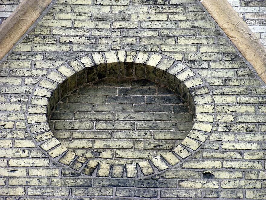 подпорные блоки макволл. каменная кладка. подпорная стенка брусянский камень. подпорная стенка брусянский камень. подпорная стенка плитняк.