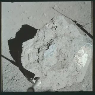 Один из камней, Аполлон-17, Project Apollo Archive, AS17-137-20972 
