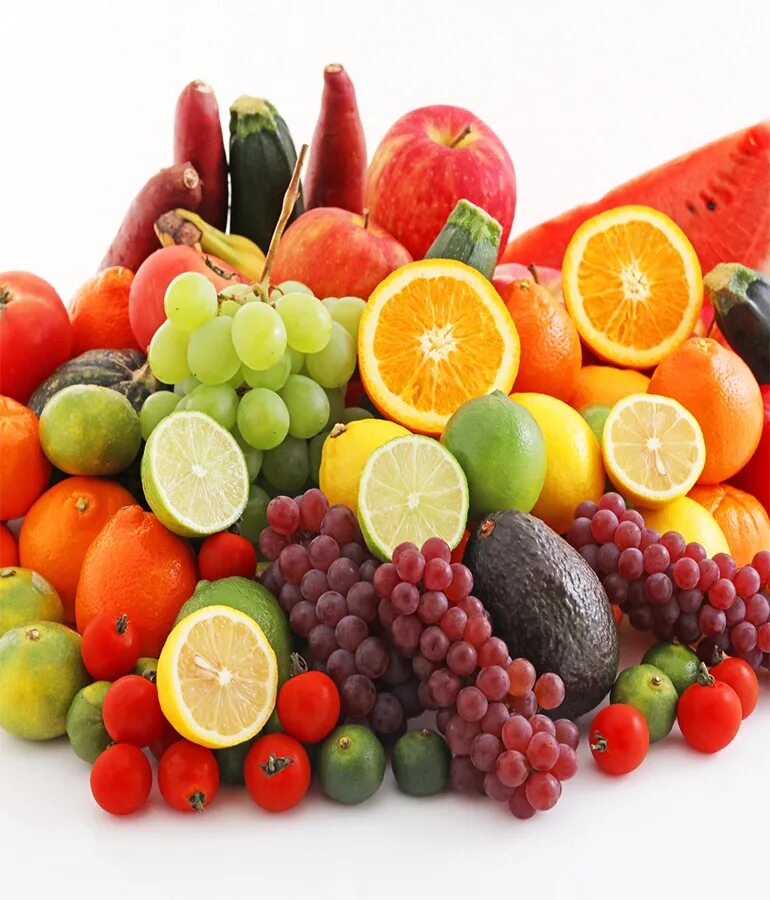 Фруктовый салат на белом фоне. Красивые фрукты. Ягодный салат. Фрукт на э. Фруктовый завтрак.