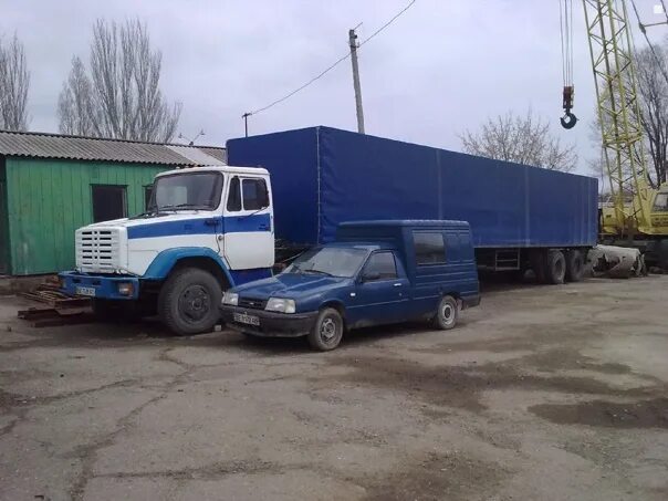 Зил тягач полуприцепы. Зил 4331 тягач с полуприцепом. седельный тягач зил 541730. седельный тягач зил 5417. зил 54236а.
