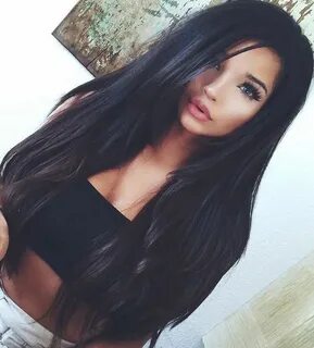 Красивые длинные черные волосы