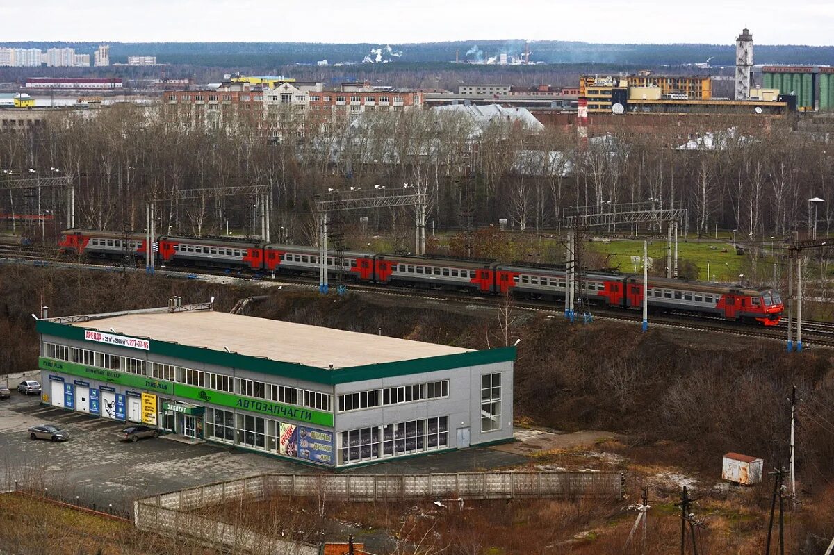 Неси второй пермь. Торговый центр 2-я шоссейная улица пермь. тц на 2 й шоссейной в перми. 2 шоссейная 1 пермь. пермь 2-я шоссейная улица тц фото.