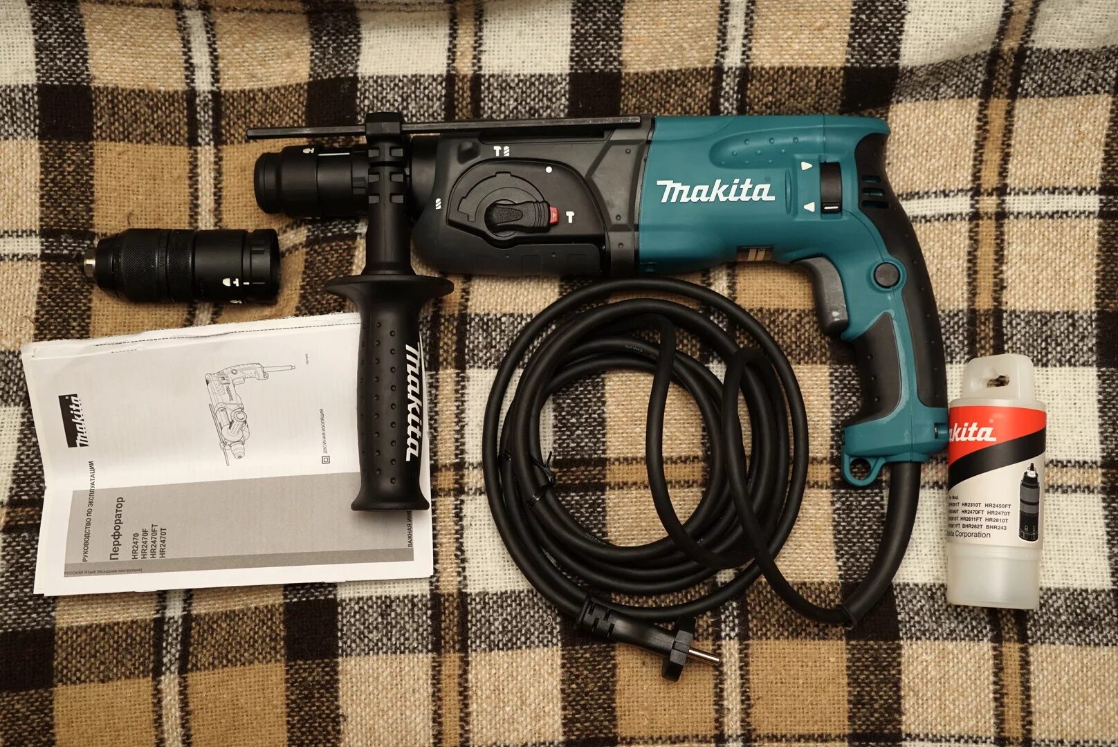 Перфоратор ft. Макита hr2470. перфоратор makita 2470. перфоратор макита hr 2470. перфоратор макита 2470 ft.