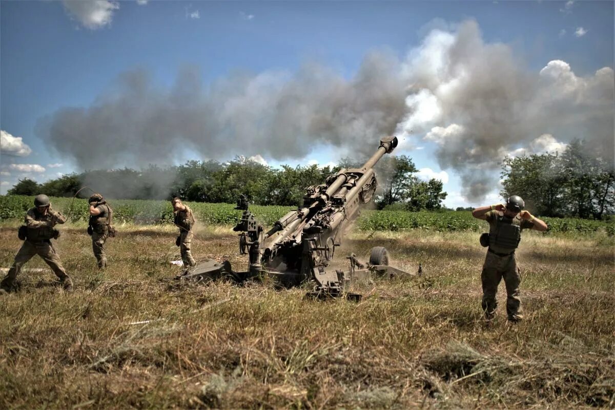Ukrainian soldiers have learned to send in drones before attacking trenches, mil