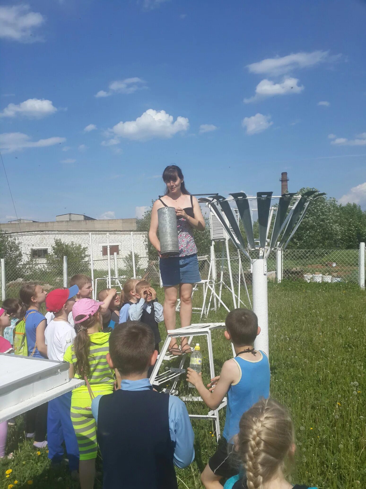 Экскурсия на метеостанцию. Метеостанция уличная. Начальник калужской метеостанции. Экскурсия на метеостанцию. Экскурсия на метеостанцию.