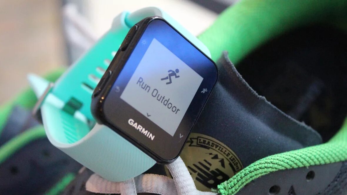 Garmin Forerunner 234. Смарт часы для бега Garmin. Часы для бега с пульсометром и GPS. GPS для бегуна. Пульсометр gps для бега