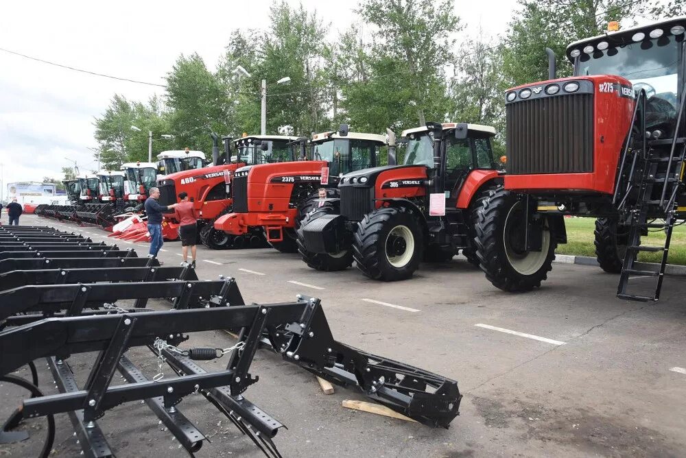 транспортер рму-8000. зерновая жатка комбайна е-517. сельскохозяйственная техника умельцев. сельскохозяйственная техника б. комбайн ростсельмаш дон 1500б.