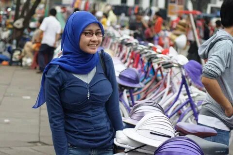 Sotwe jilbab