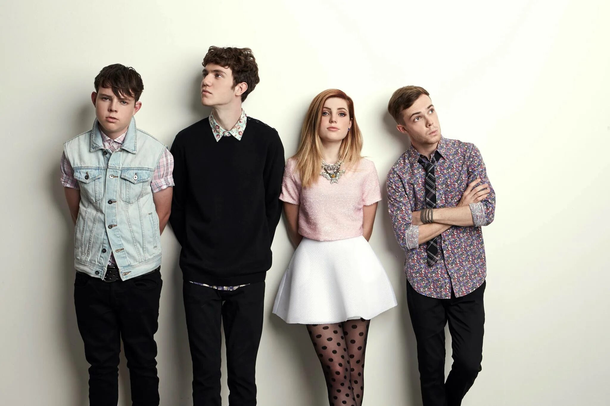 Группа Echosmith. Инди КИД. Сидни Сьерота. Echosmith 2023. Инди обои на телефон