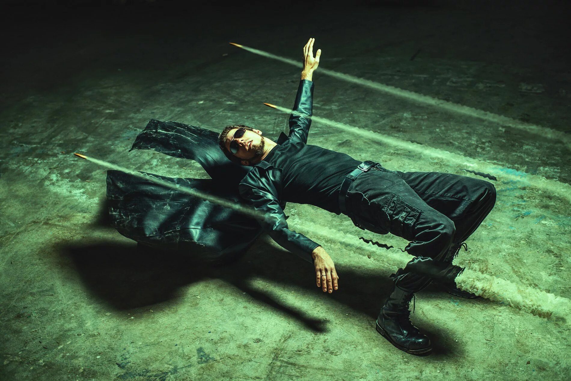 Матрица нео пули. Матрица нео уворачивается от пуль. Мимо пули. Матрица нео уворачивается от пуль. Мимо пули.