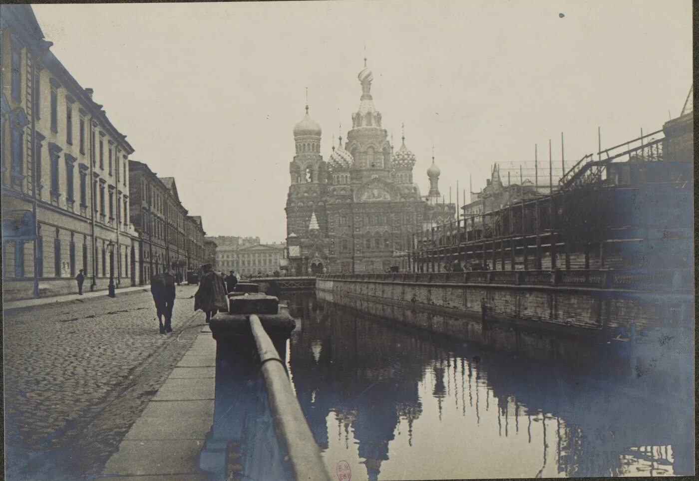 Санкт петербург в старые времена. Екатерининский канал санкт-петербург александр 2. екатерининский канал санкт-петербург петроград. санкт-петербург 1917. санкт-петербург 1916.