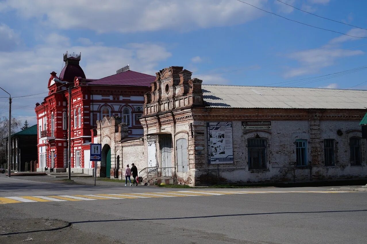 Погода в камне на оби алтайского края. Усадьба купца Зорина камень-на-Оби. Дом купца Винокурова камень на Оби. Дом купца Винокурова в городе камень-на-Оби. Дом купца Зорина в городе камень-на-Оби.