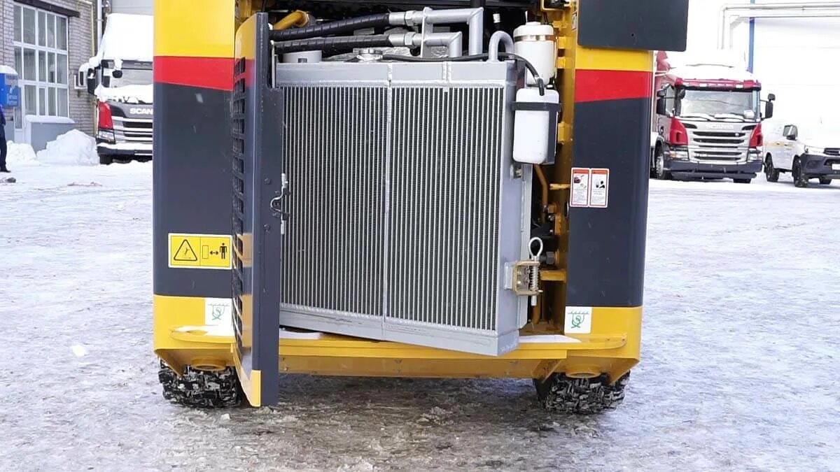 Инструкции liugong. Liugong 375. Liugong clg385b. Мини-погрузчик Liugong clg385в. Мини погрузчик ЛИУГОНГ 375