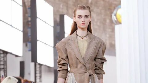 Chloe video