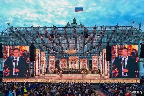 Празднование дня города в санкт петербурге. Классика на дворцовой 2025. опера на дворцовой. концерт на дворцовой площади. день города спб концерт.