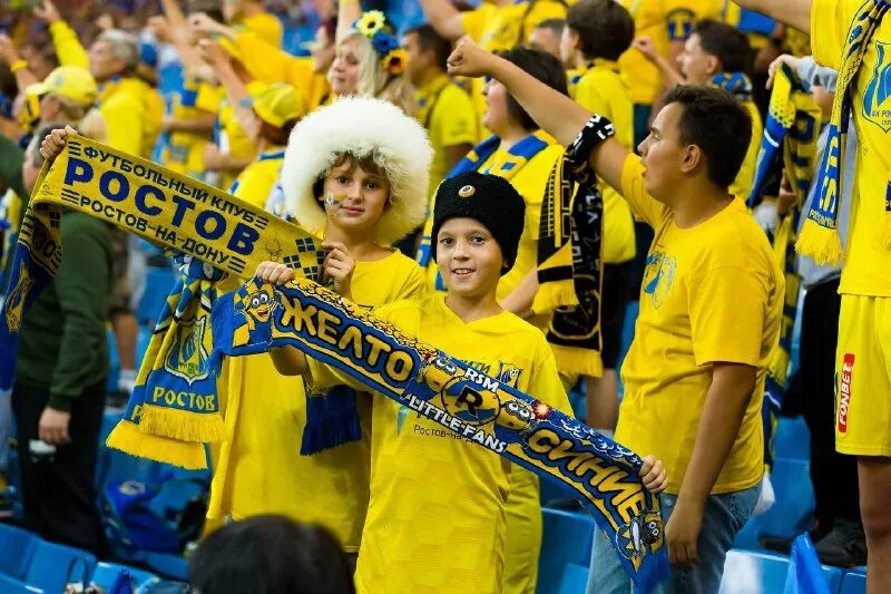 ростсельмаш фк ростов. фанаты фк ростов. болельщики фк ростов. фк ростов ультрас. трибуны фк ростов.