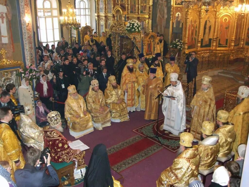 Протоиерей владимир в троице лыково. Храм успения в троице лыково расписание. Храм успения в троице лыково расписание. Стефан троице лыково. Троицкое подворье троице-лыково.