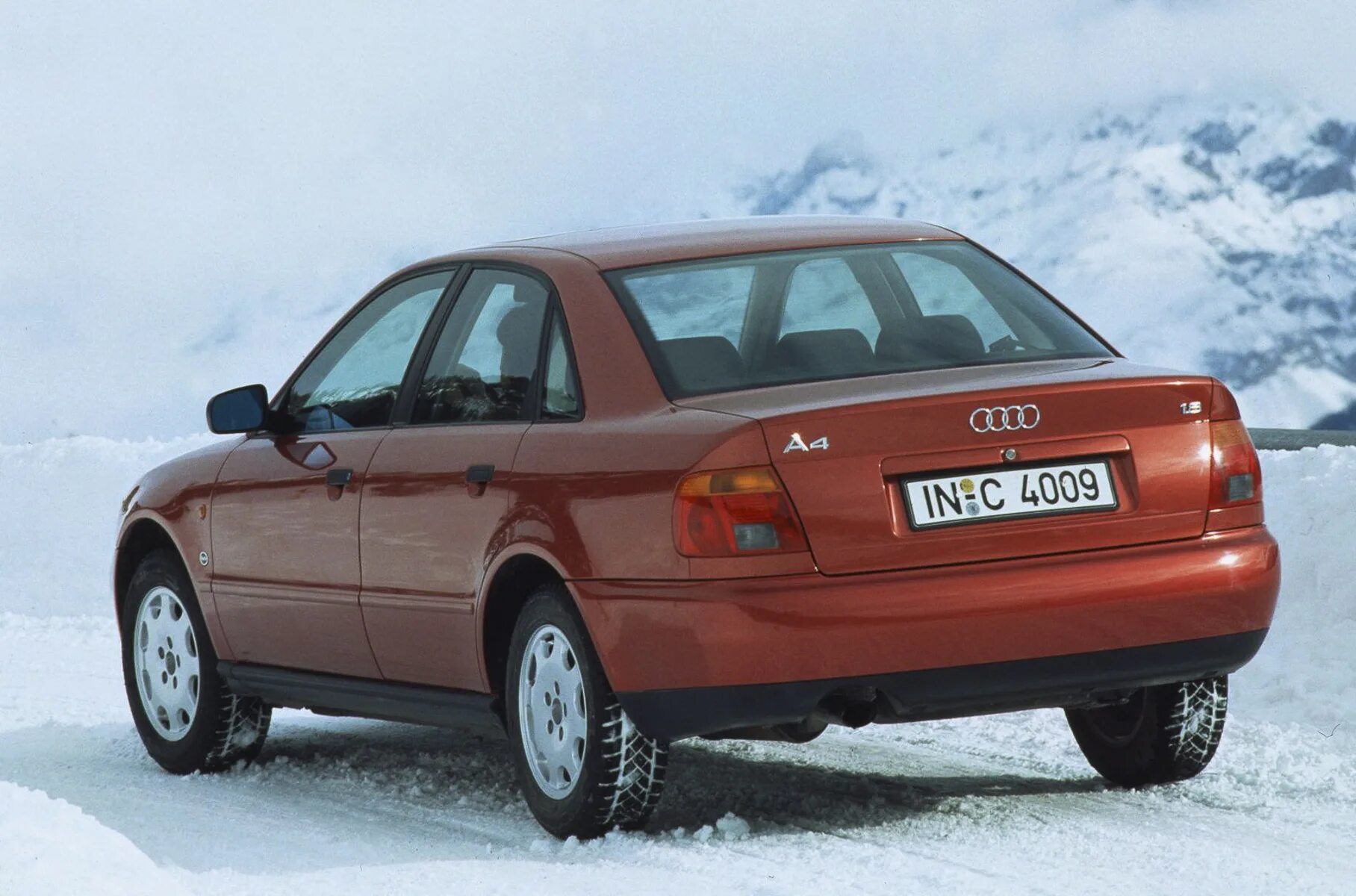 Audi a4 b5 1994. Audi a4 1994. Ауди а4 b5. Audi a4 1997. Купить ауди а4б5