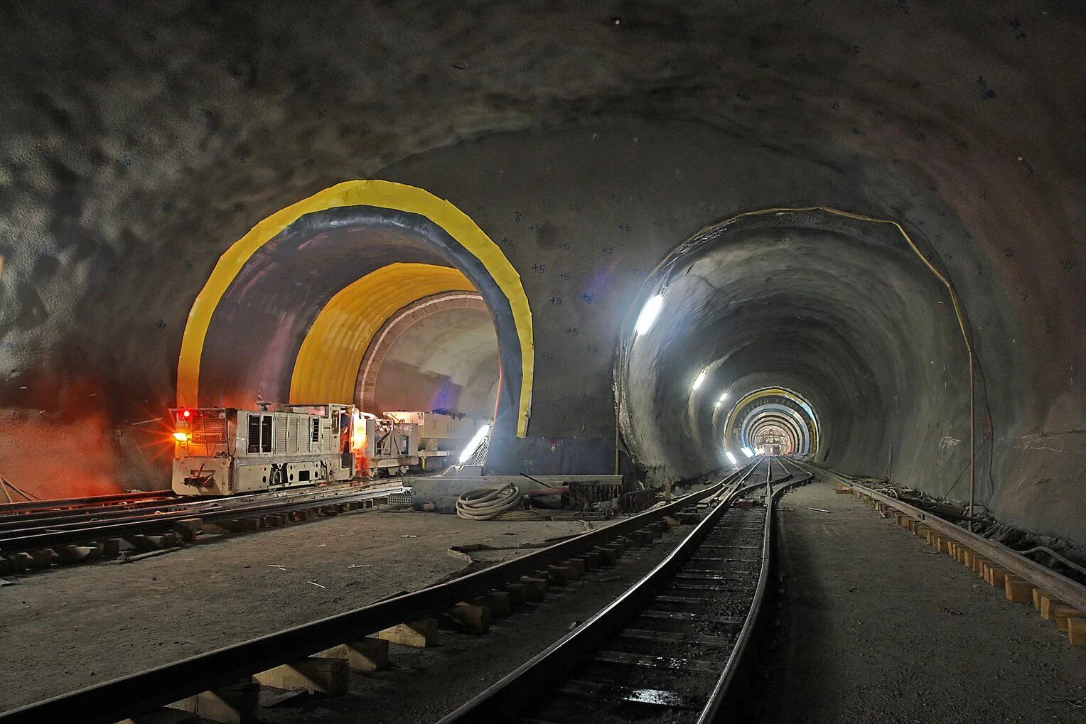 Как называется самый длинный тоннель в россии