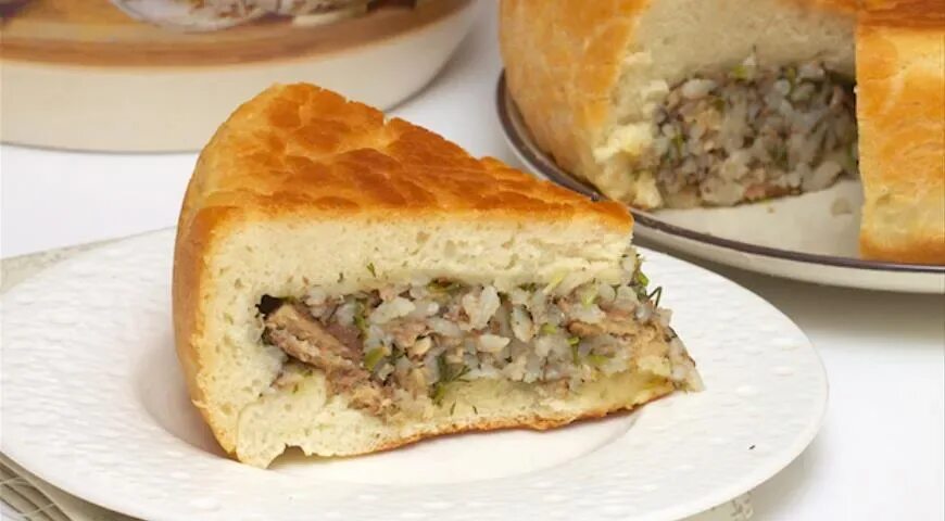 Пирог с сайрой и рисом в духовке рецепт с фото пошагово - 1000.menu