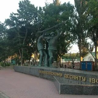 Памятник мемориал феодосийскому десанту 1941