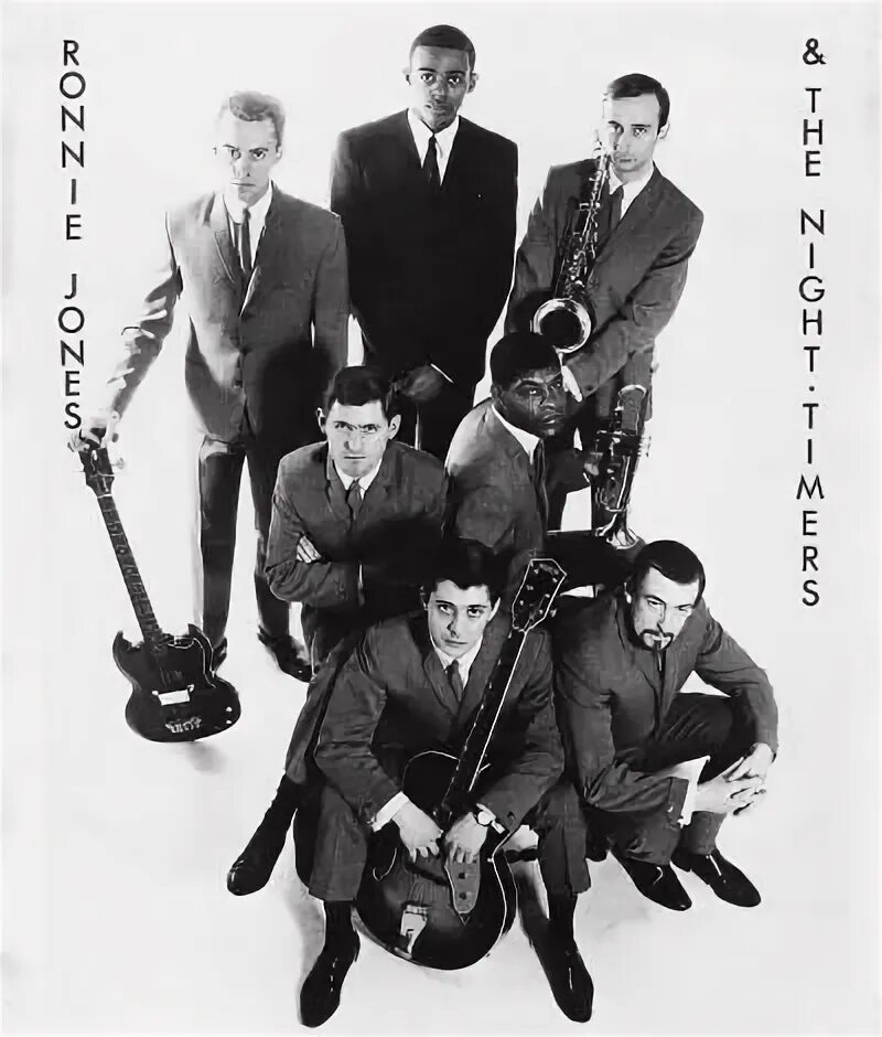 Evens times last. The timers группа. Ронни Джонс песни. Soho Band. Band Scene.