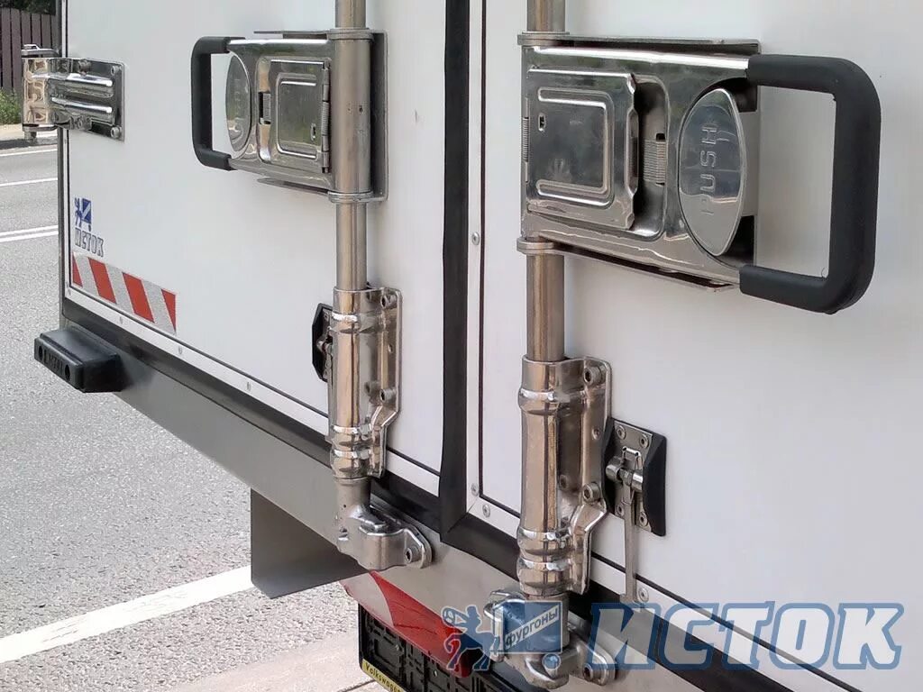 Замок клавишный 121мм арт. Замок двери фургона портер 2 бонго 3. Фурнитура для дверей фургона газель. Фиксатор двери фургона газель. Замок двери фургона.