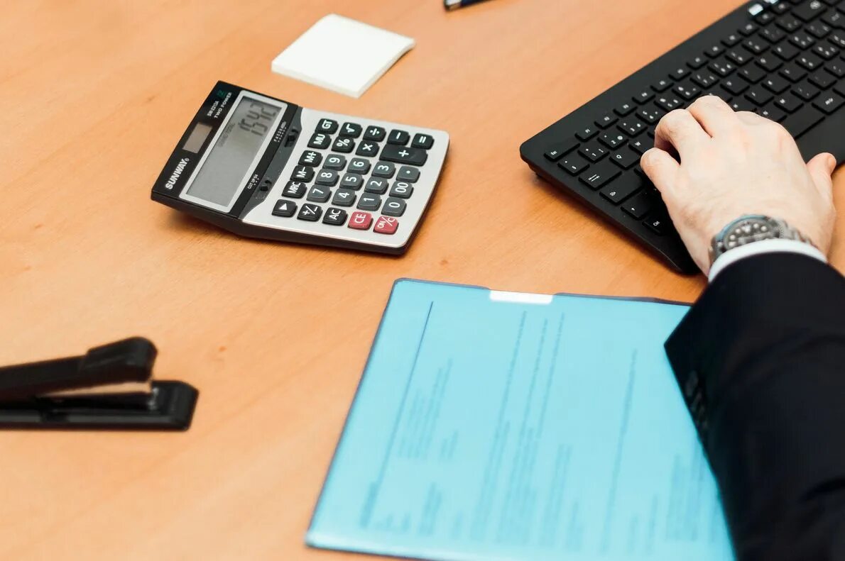 Защита прав предпринимателей. Мораторий на проверки бизнеса. Бизнес запрет. Мораторий на проверки бизнеса. Мораторий на проведение проверок в 2022 году.