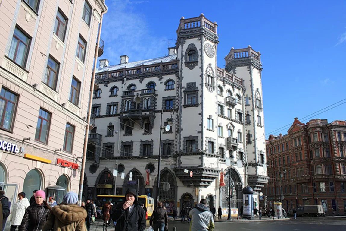 Метро петроградская 1963. Петроградская сторона метро. , д. Каменноостровский 40 бизнес центр. Каменноостровский пр.