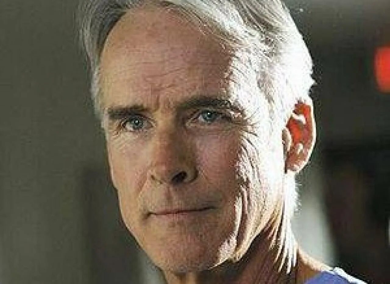 Джон терри (актёр). Остаться в живых кристиан. Lost джереми бентон. Лост отец джека. Кристиан лост.