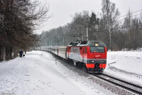 Поезд 109 уренгой москва