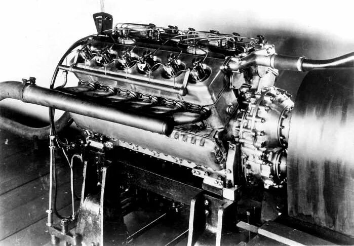 МД-23 дизель двигатель. Двигатель Тринклера. Двигатель ЗИС 12 цилиндровый. Leyland eo680/468 двигатель.