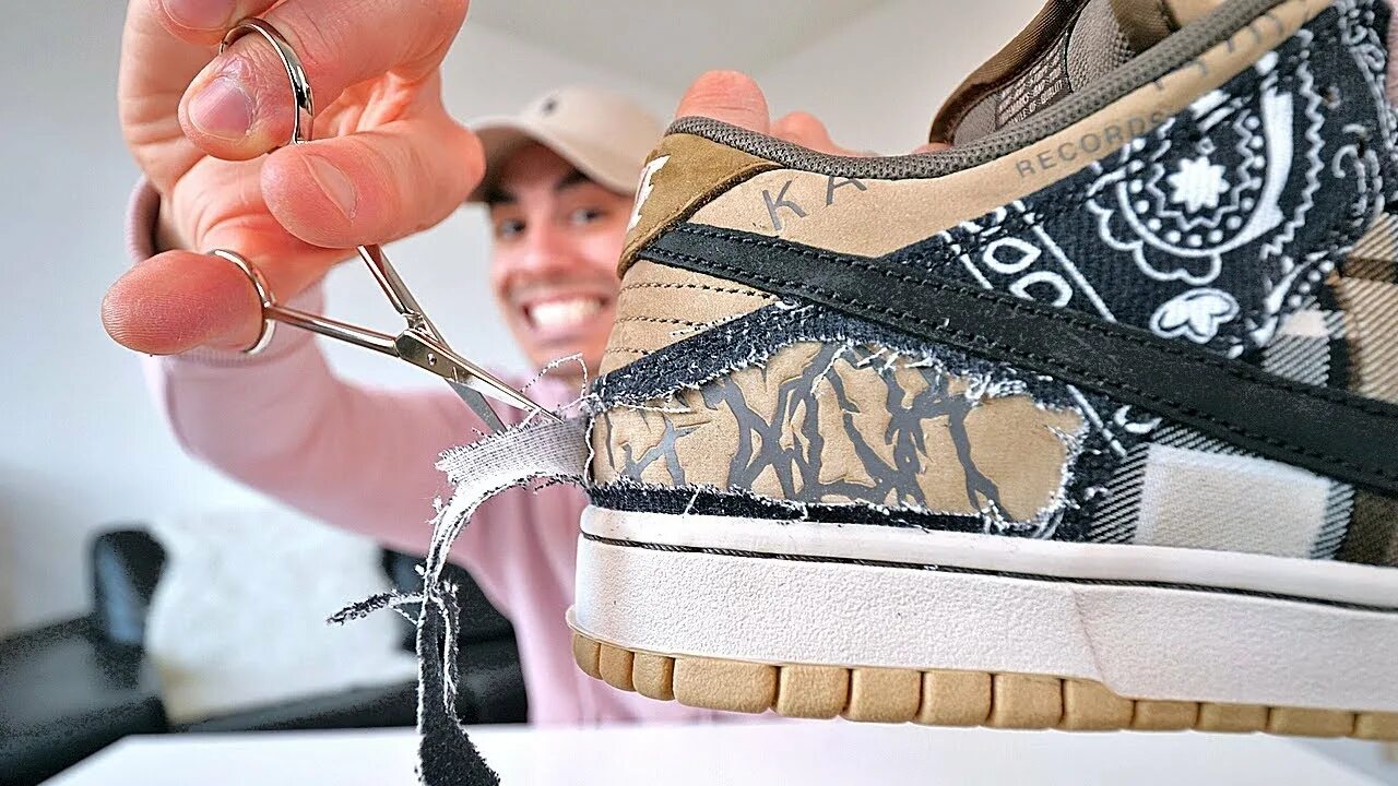 Travis scott x jordan cut the check. Nike sb dunk travis scott. sb dunk travis scott. nike dunk low travis scott. nike sb dunk low travis.