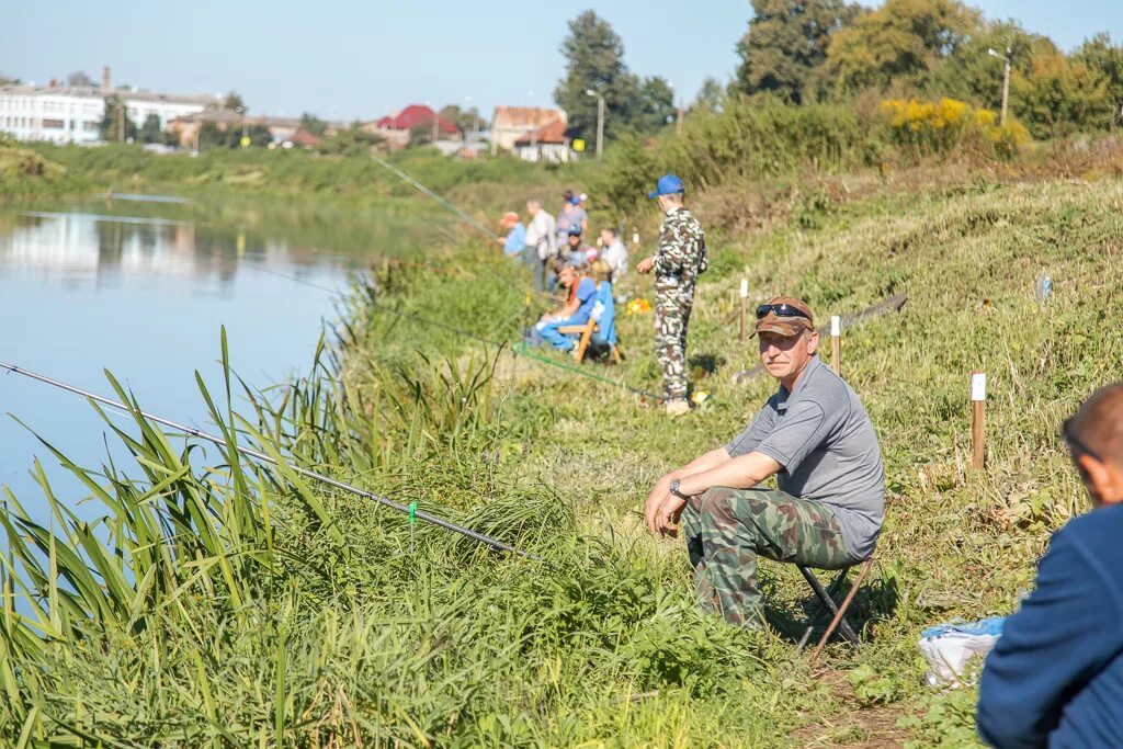 Ловли на тульской. Рыба в Упе Туле. Рыбалка в Туле на Упе. Рыбалка на Упе в Тульской области места. Места для рыбалки на Упе в Туле.