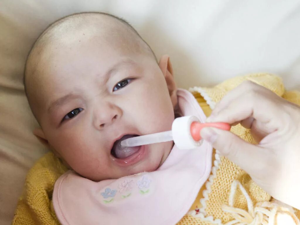 Стоматит у новорожденных. Стоматит у маленьких детей. 1 5 месяца ребенку кашель