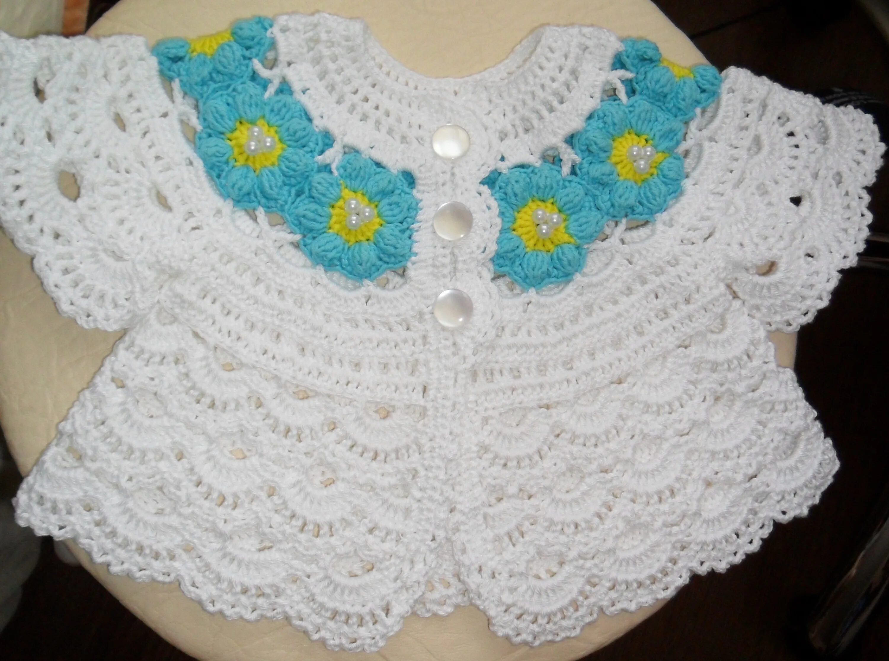 кофточка для девочки крючком на 3 года. вязаная кофта крючком для девочки. кофты девочки крючком на год. вязание крючком кофточек для детей. кофты девочки крючком на год.