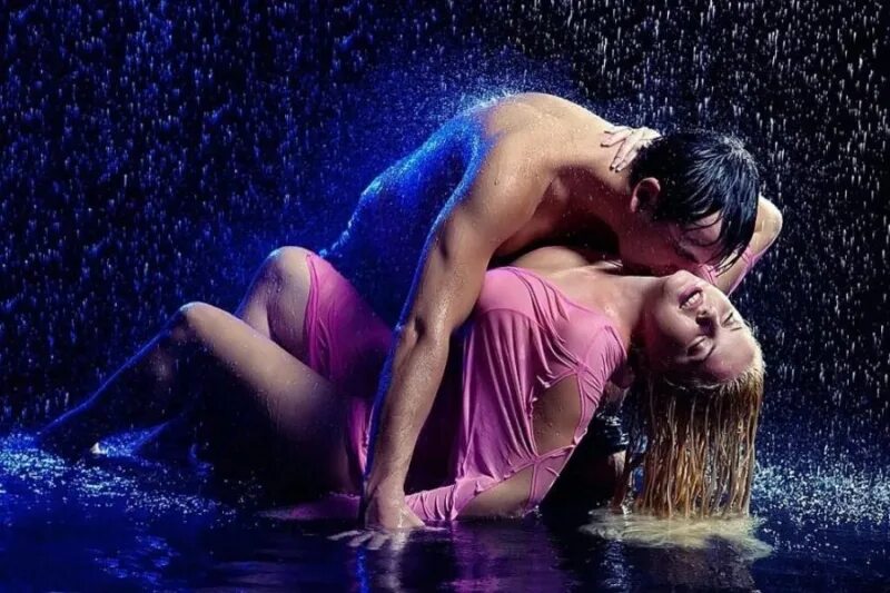 Юные девушки с парнями. Видео девушка юноша. Видео девушка юноша. Поцелуй. Девушка целует.