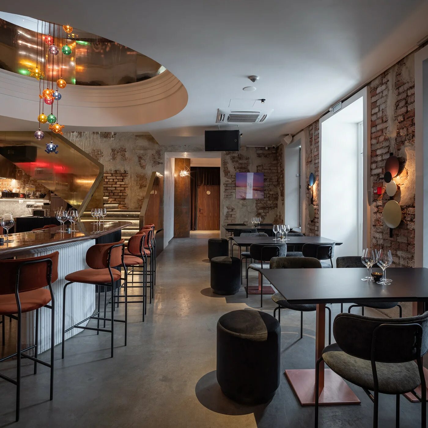 Секта бар. Sekta organic wine bar, екатеринбург. секта органик вайн бар. кафе секта екатеринбург. секта винный бар екатеринбург.
