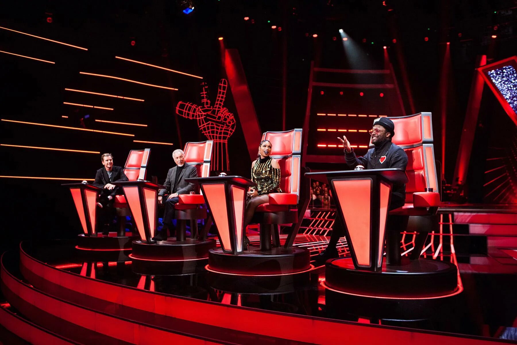 Манижа аминова. Лучшие песни шоу голос. Наргиз закирова на шоу голос. Голос 1 сезон финал. Лучшие песни шоу голос.