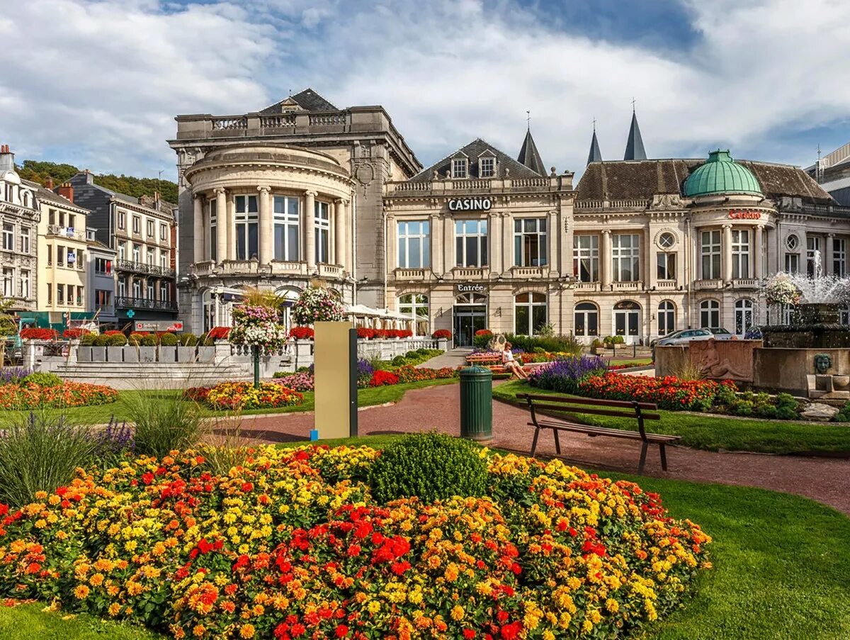 Спа бельгия курорт. Город spa в бельгии. Санаторий в бельгии. Город льеж бельгия. Бельгия остенде набережная.