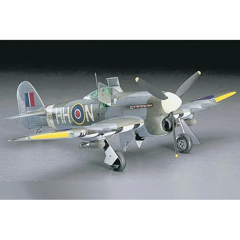 Купить самолет 1 48. Hasegawa 1/48 Hawker Typhoon. Хоукер Тайфун модель 1:48. Самолет Hawker Typhoon MK.I B. Сборная модель Revell Hawker Typhoon MK. 1b (04914) 1:144.