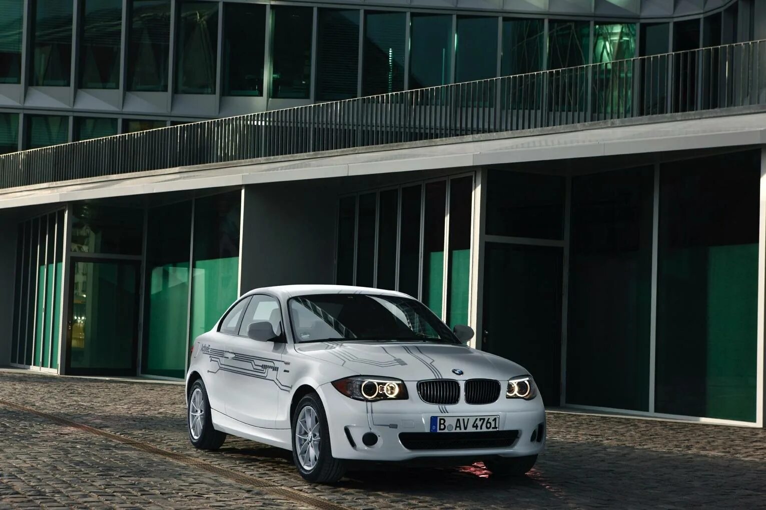 BMW 1 2011. BMW 1er 2011. БМВ 1 2011 года. BMW 1 2000.