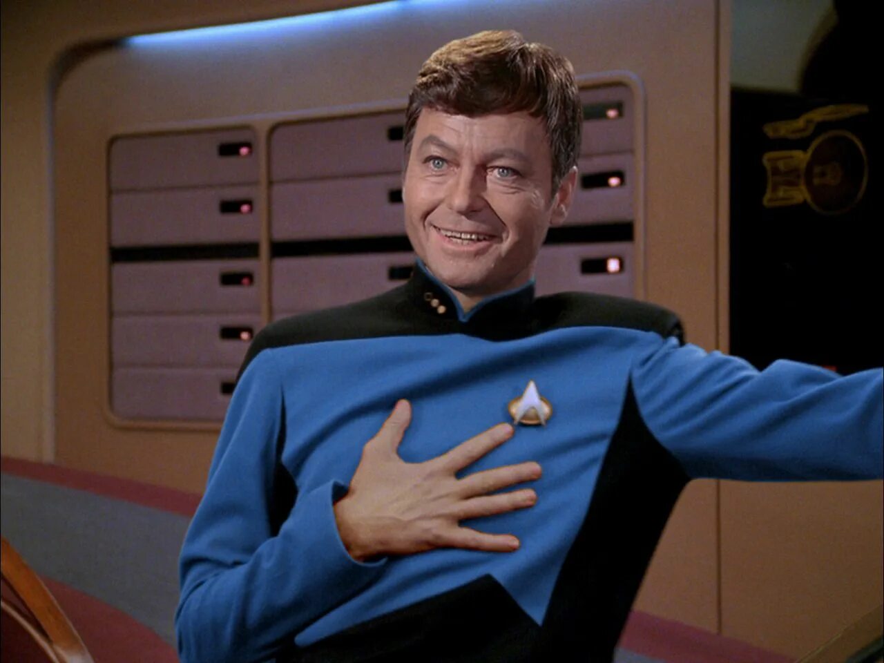 Энсин павел чехов. Брент спайнер стартрек. Стартрек звездный путь 2009. Дейта стартрек. Кевин стартрек.