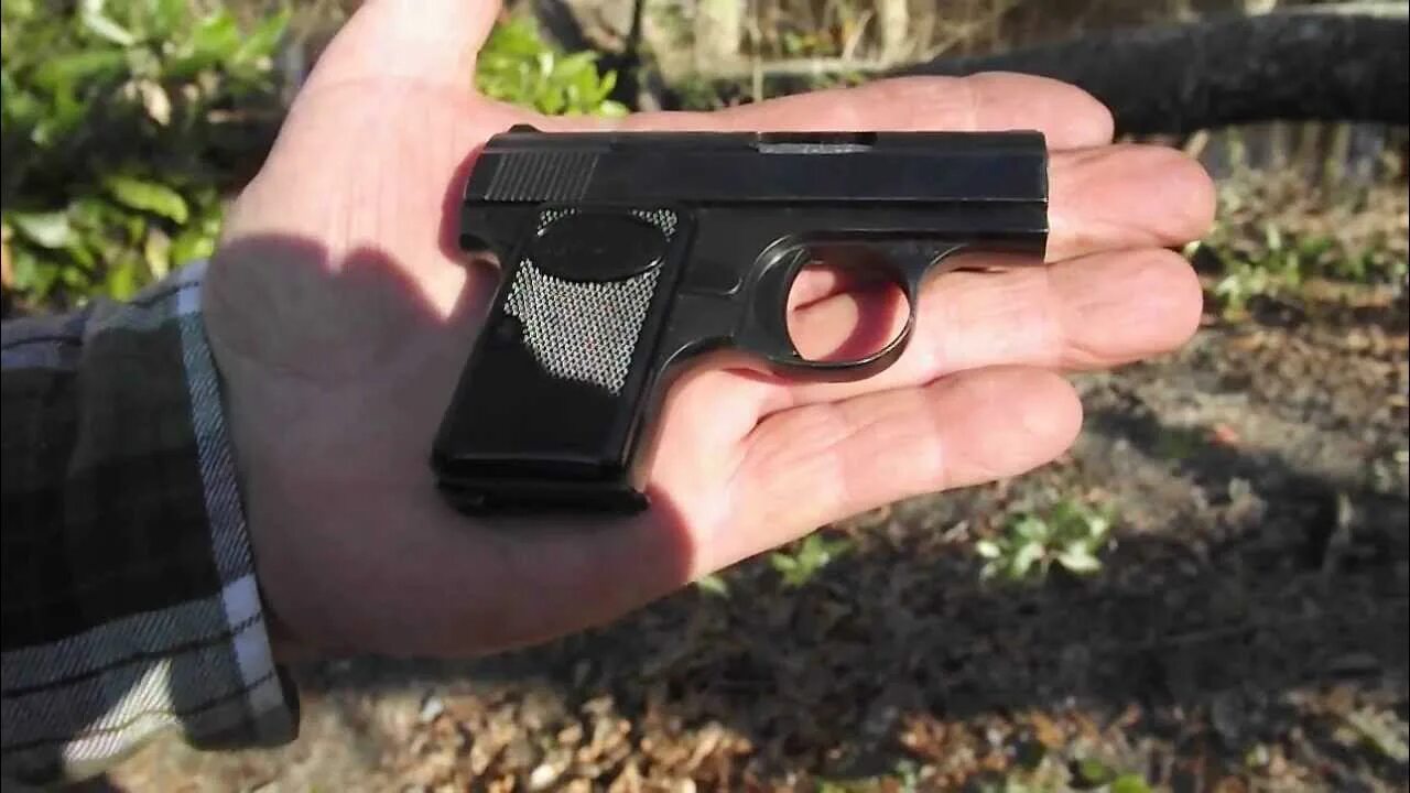 Baby browning. Браунинг бэби 6.35. Baby Browning 25 ACP. Browning 1906 бэби.